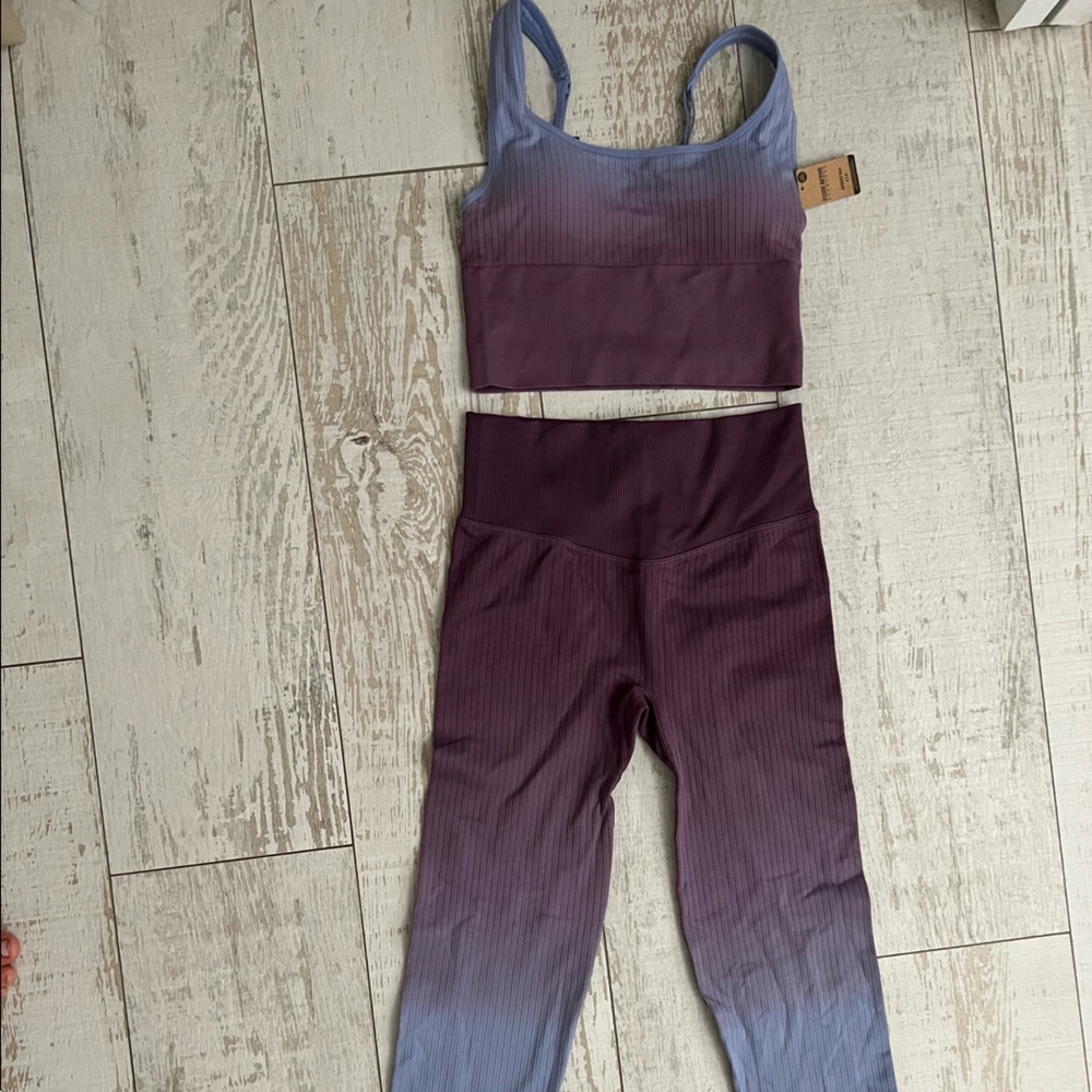 Pink (Victorias Secret) Active Set